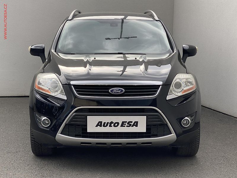 Ford Kuga (2011) 2.0 TDCi, Titanium, bixen - fotka 2 z 18