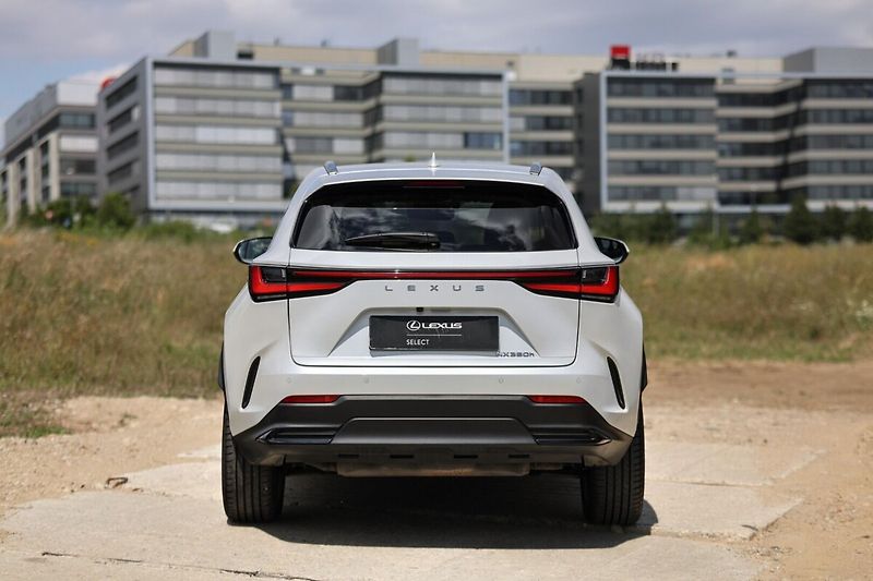 Lexus NX 350h 350H 2,5 HEV PRESTIGE TECH PLU - fotka 27 z 29