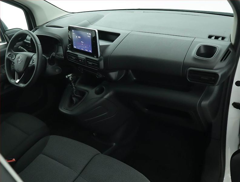 Opel Combo (2022) 1.5 CDTI, 3Místa, ČR, 1Maj - fotka 8 z 17