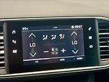 Peugeot 308 1,2 I 1.MAJITEL, SERVISNÍ KNIH - náhled 9