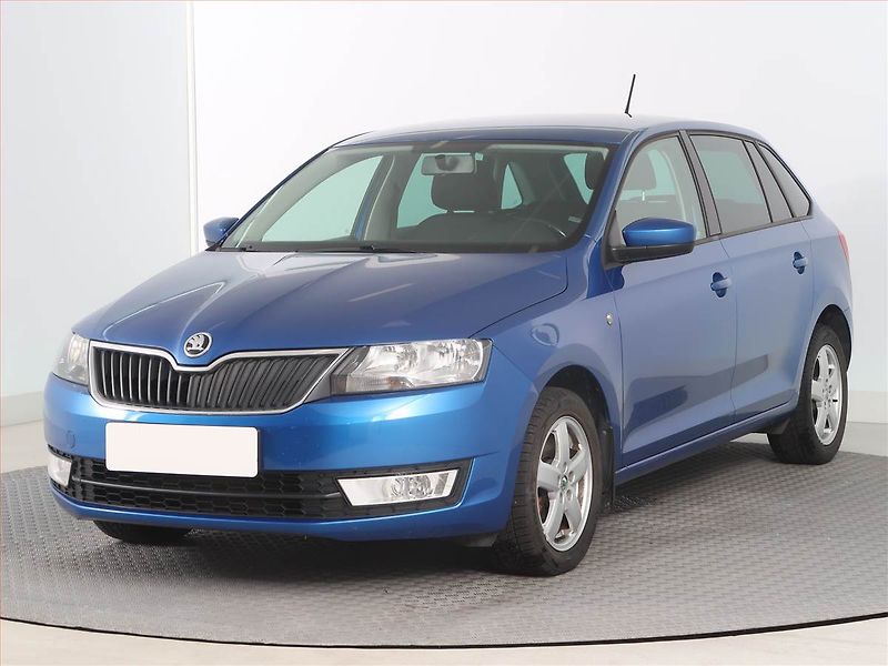Škoda Rapid (2015) Spaceback 1.2 TSI - fotka 2 z 16
