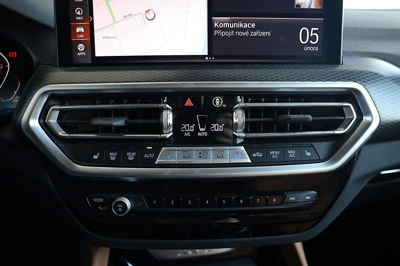 BMW X4 xDrive30d - fotka 12 z 26