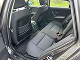 BMW Řada 3 320i  - náhled 34