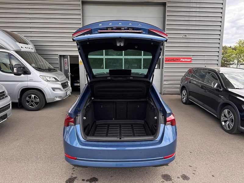 Škoda Octavia (2021) 2.0 TDI - fotka 9 z 24