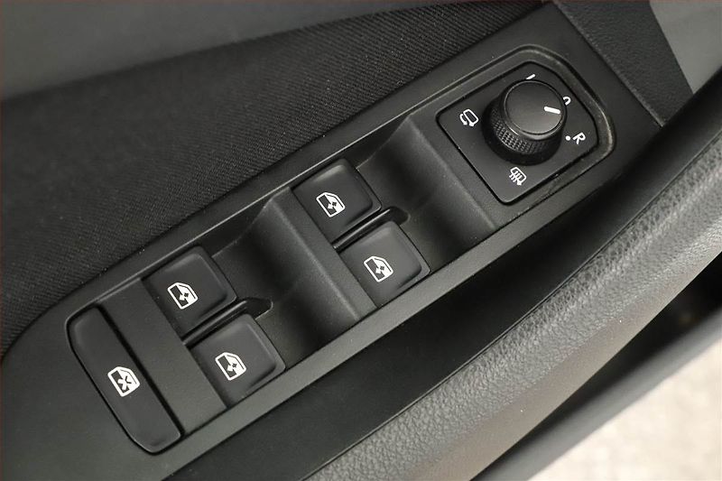 Škoda Kamiq (2021) Monte Carlo 1.5 TSI - fotka 21 z 21
