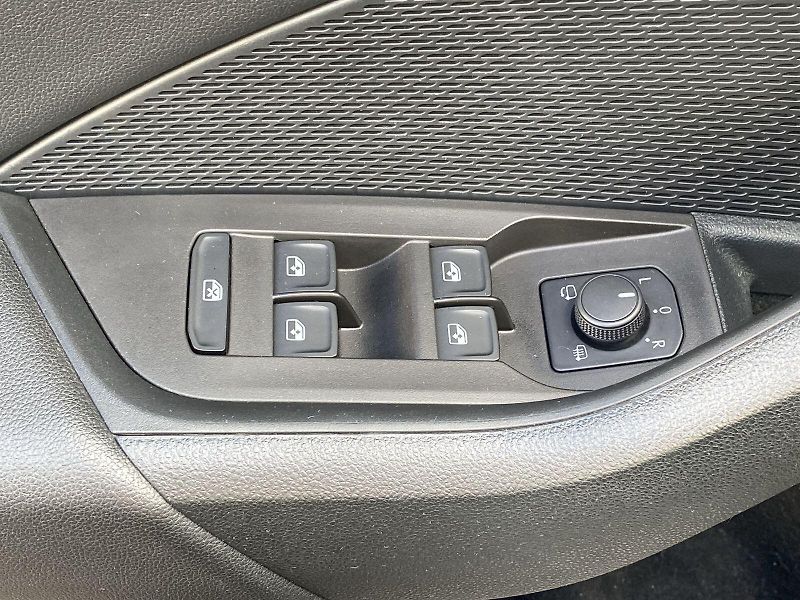 Škoda Octavia (2023) Combi 2.0 TDI DSG Ambition - fotka 24 z 35