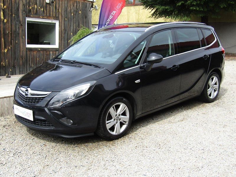 Opel Zafira (2015) 2.0 CDTi ÚPLNÁ SERVISNÍ HISTOR - fotka 1 z 48
