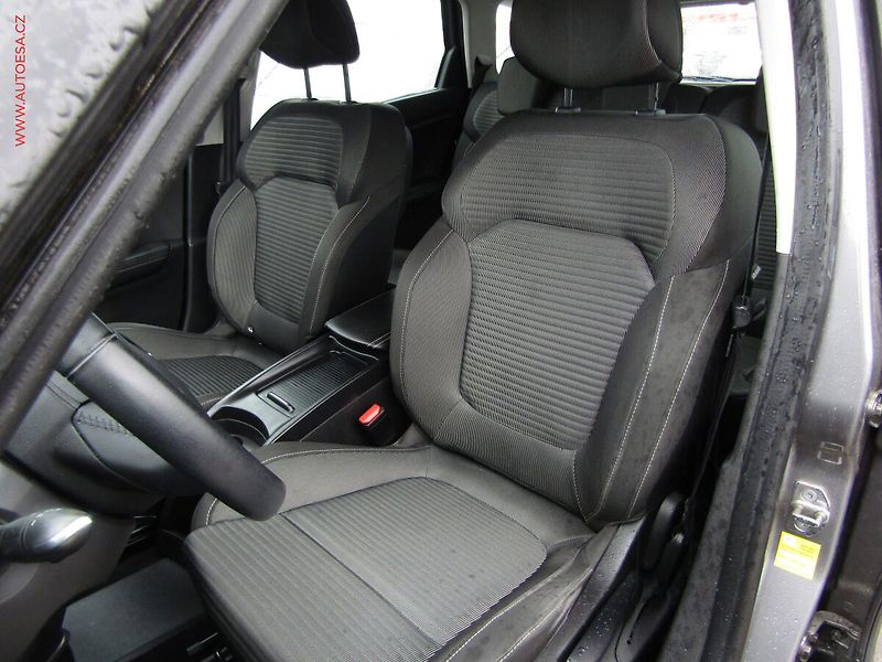 Renault Scénic (2016) 1.2 TCe, Navigace - fotka 10 z 17