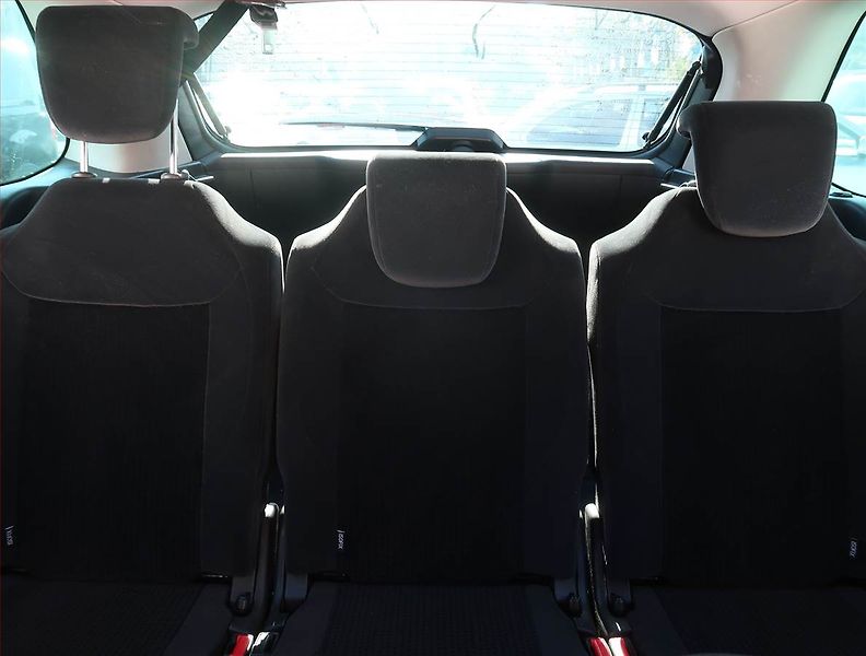 Citroën C4 Picasso (2010) Exclusive 2.0 HDi, Automat - fotka 10 z 22