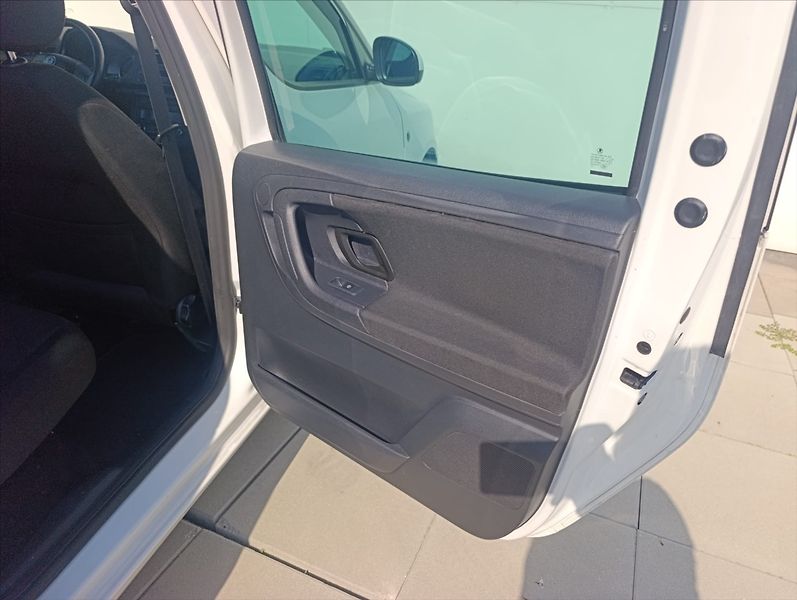 Škoda Roomster 1,6 TDi Aut.klima,Alu,Tempomat - fotka 22 z 36