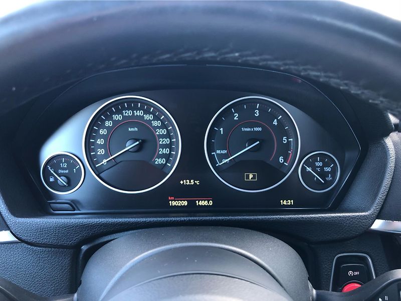 BMW Řada 3 d xDrive M paket - fotka 19 z 28