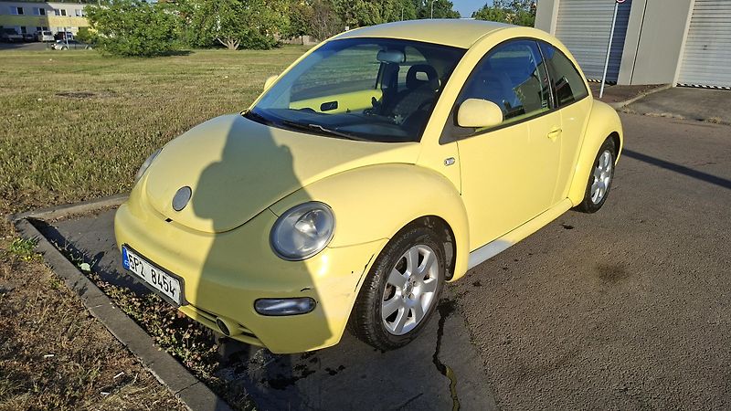 Volkswagen New Beetle (1999) - fotka 7 z 14