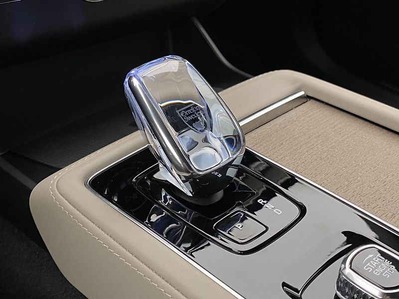 Volvo XC90 B5 AWD BRIGHT PLUS REZERVACE - fotka 28 z 64