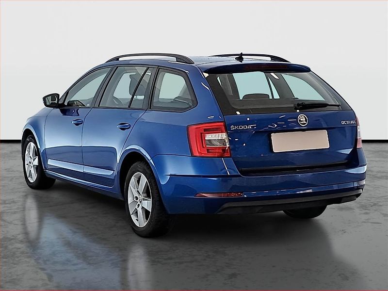 Škoda Octavia (2018) 1.6 TDI, Automat, Navi - fotka 4 z 16