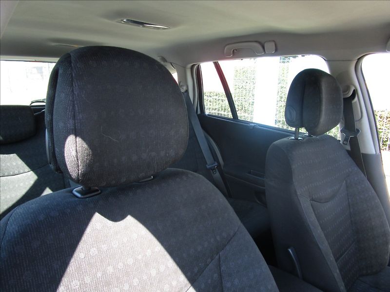 Renault Laguna Grandtour 1.9dCi, aut Klima - fotka 18 z 40