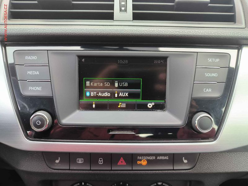 Škoda Fabia (2016) 1.2 TSi, Ambition, DSG, +kola - fotka 12 z 22