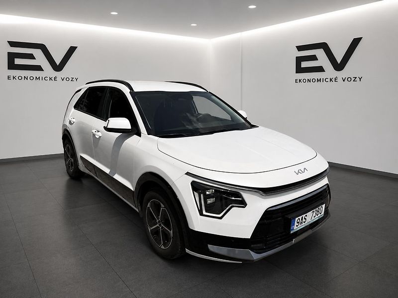 Kia Niro (2023) 1.6 GDI,HEV,ČR,ZÁRUKA 2030 - fotka 4 z 32