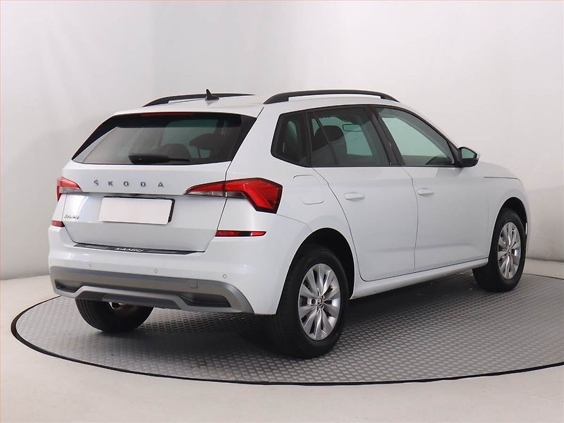 Škoda Kamiq (2019) Style 1.0 TSI, Serv.kniha - fotka 5 z 20