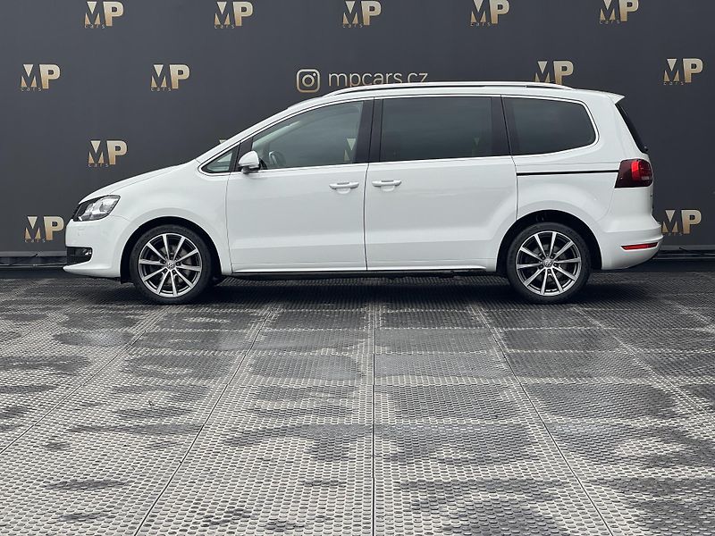 Volkswagen Sharan (2017) 2.0TDi 110kW 4M Highline 7míst - fotka 5 z 52