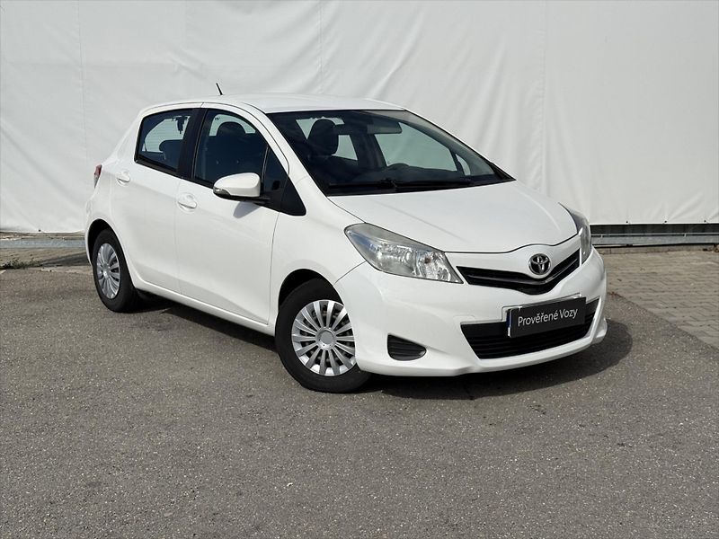 Toyota Yaris 1,0 AZ Power - fotka 3 z 15