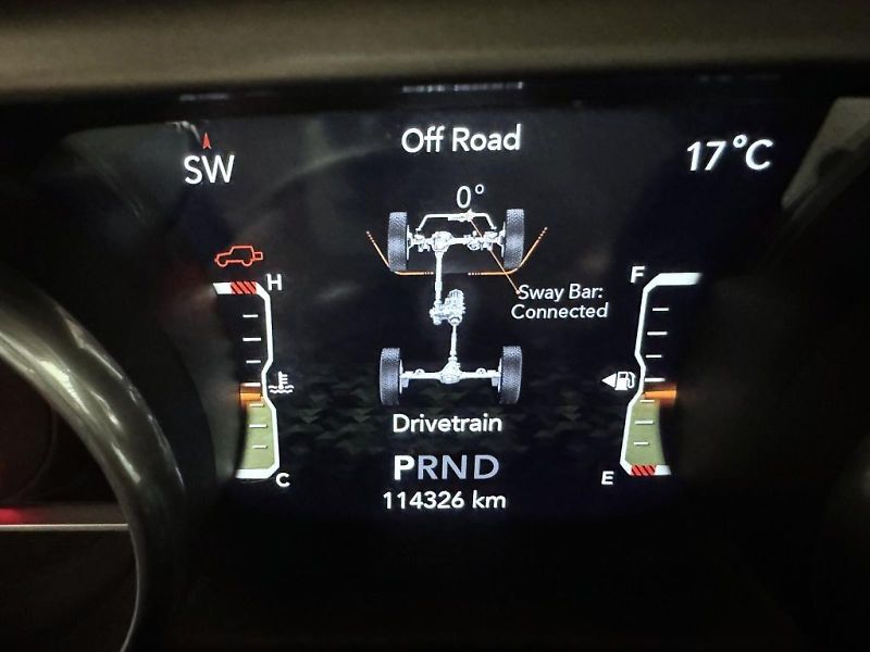 Jeep Wrangler (2018) Unlimited 3,6 V6 4x4 284k AT8 - fotka 18 z 26