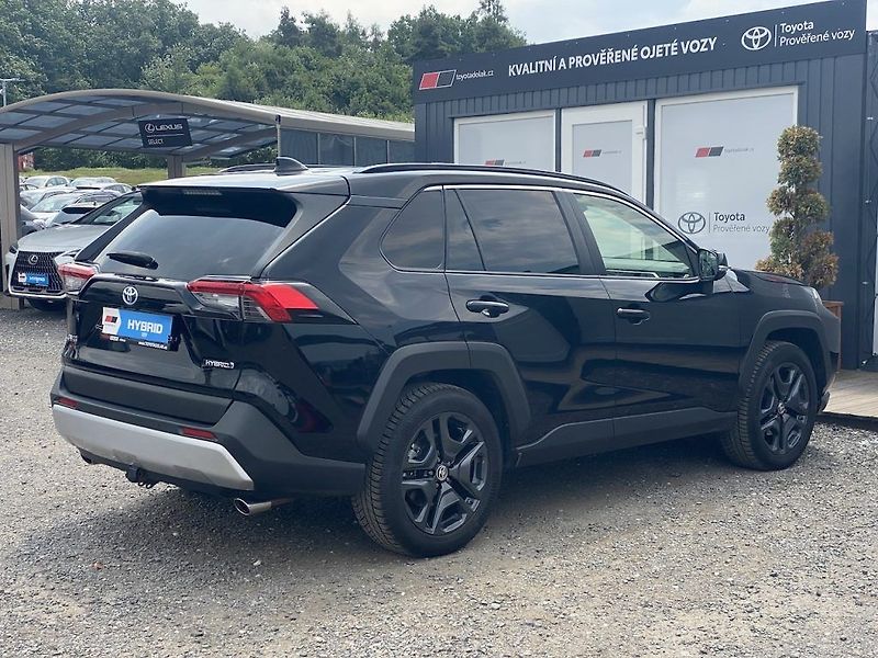 Toyota RAV4 2.5HEV, ČR-1m, Adventure, 4x4 - fotka 7 z 16