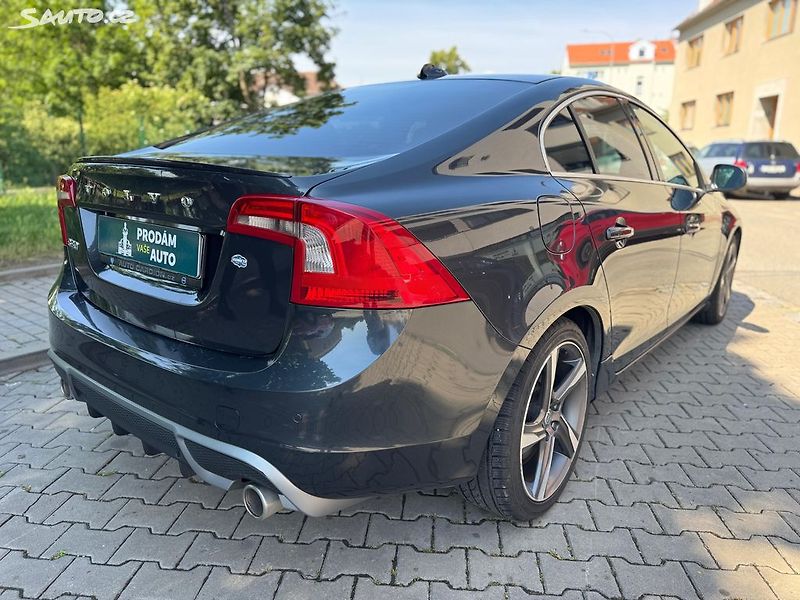 Volvo S60 2.4D5 R-Design servis.historie - fotka 6 z 30