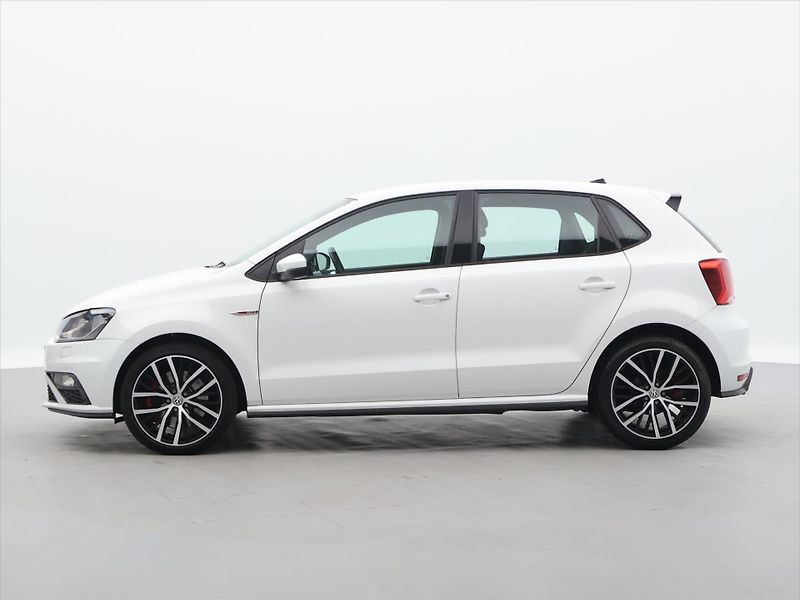 Volkswagen Polo 1.8 TSI 141kW GTI DSG 1.Majite - fotka 4 z 33