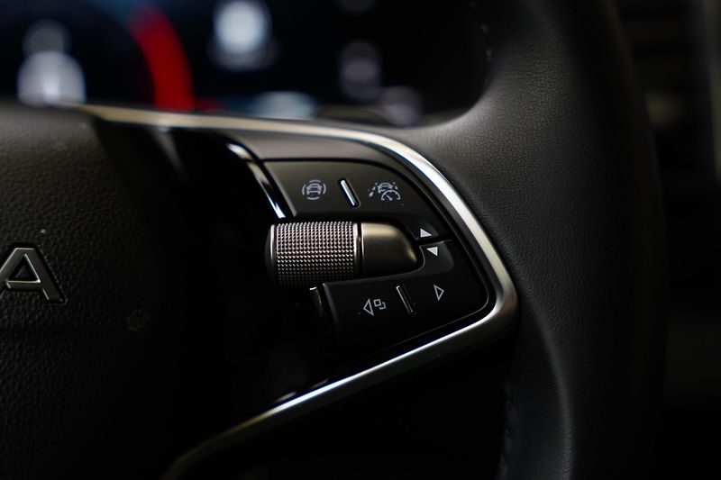 Škoda Karoq - fotka 15 z 27