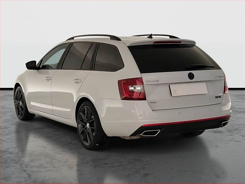 Škoda Octavia (2017) RS 2.0 TDI 4x4 DSG, 4X4 - fotka 4 z 22