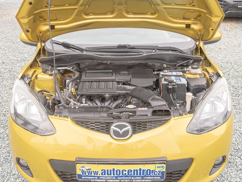 Mazda 2 (2008) 1.4i 63KW – PO SERVISU - fotka 30 z 33