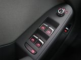 Audi A4 (2013) 2.0 TDI, Bi-Xenony, Tempomat - náhled 18