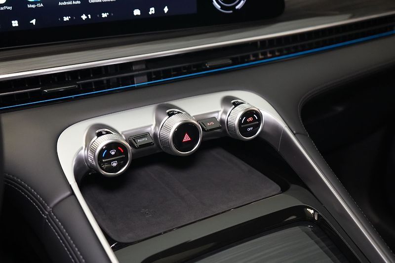 Omoda Ostatní 1.5 T-GDI 3DHT AWD PREMIUM - fotka 35 z 53