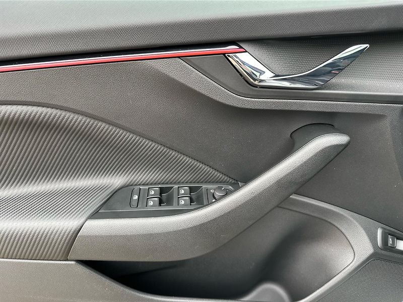 Škoda Kamiq 1,0 TSI / 85 kW Monte Carlo DS - fotka 18 z 26