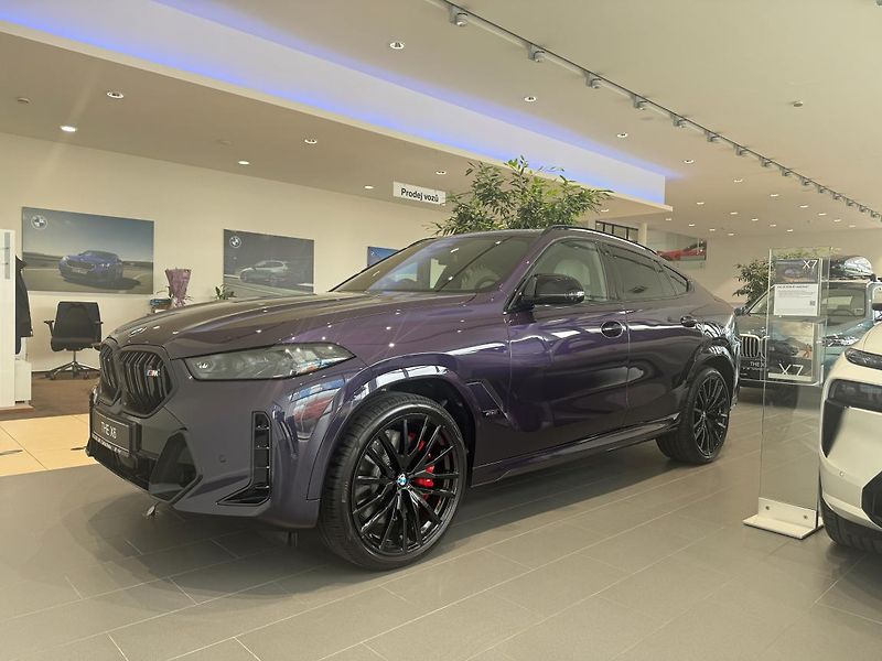 BMW X6 M60i - fotografie inzerátu