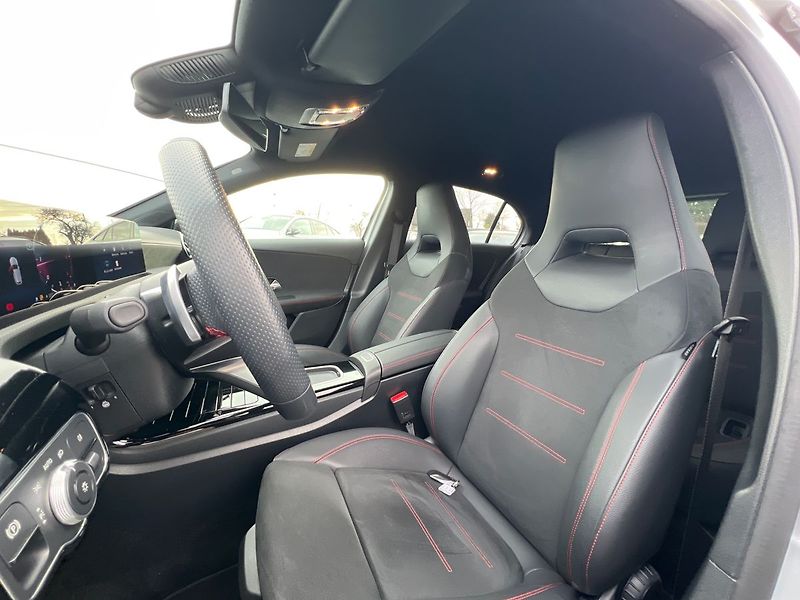 Mercedes-Benz Třídy A A 200d AMG line - fotka 29 z 29