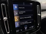 Volvo XC40 B4 MOMENTUM AUT  - náhled 33