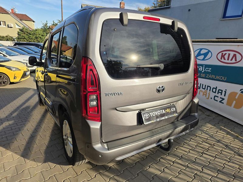 Toyota ProAce City Verso 1.2-TOP STAV-PANORAMA-KAMERA - fotka 8 z 21
