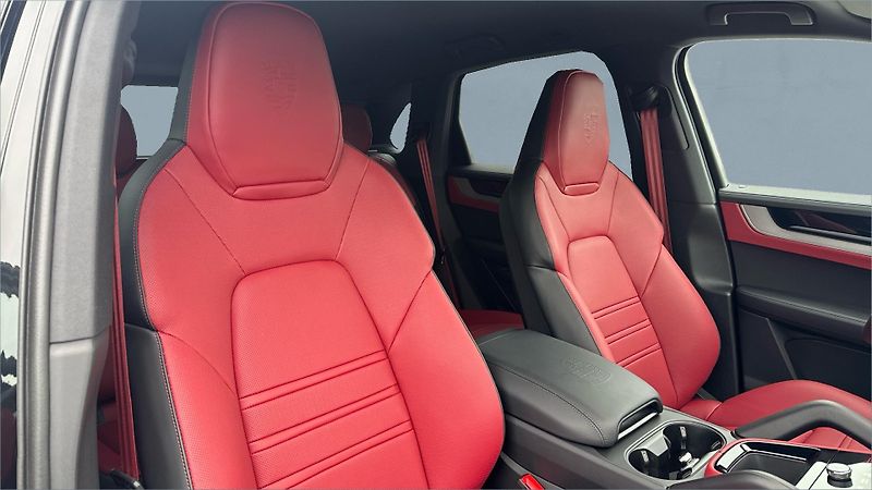 Porsche Cayenne (2026) S - fotka 17 z 30