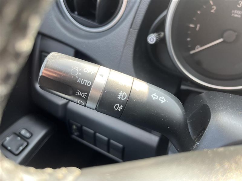 Mazda 5 1,6 MZRCD 7MÍST SERVIS ROZVODY - fotka 30 z 45