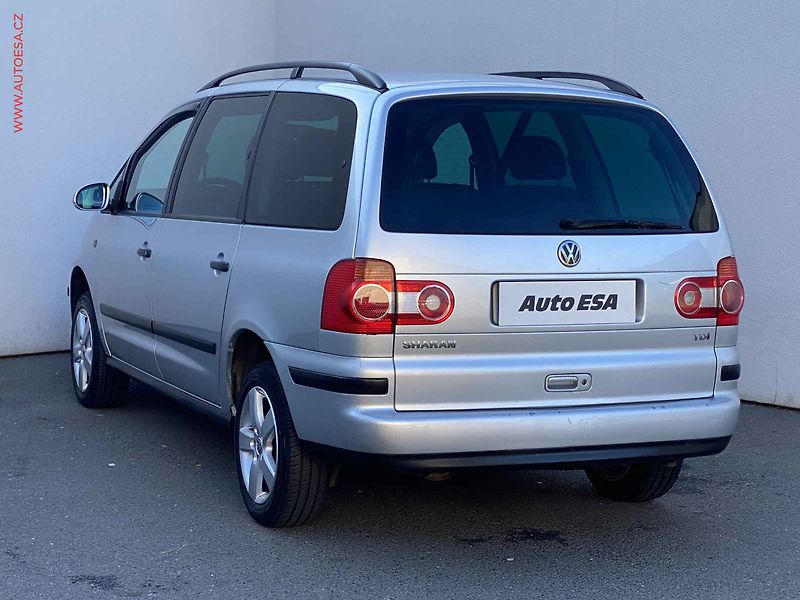 Volkswagen Sharan (2006) 1.9 TDi, Trendline - fotka 6 z 14