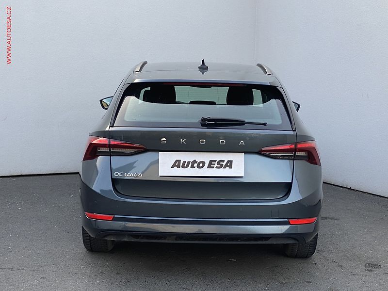 Škoda Octavia (2020) 1.5 TSi, Ambition - fotka 5 z 19