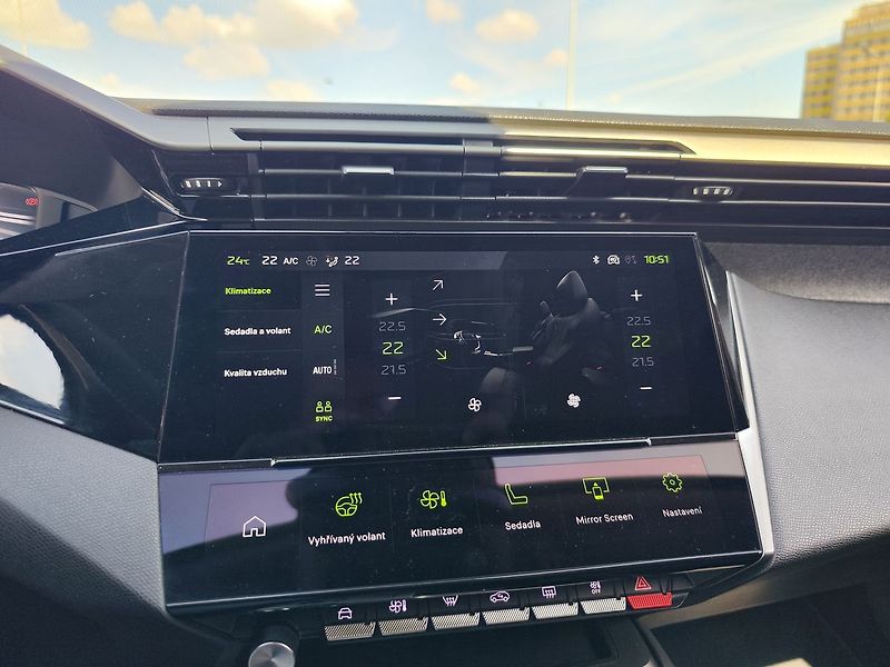 Peugeot 308 1.2 Puretech/96kW Allure EAT8 - fotka 18 z 33