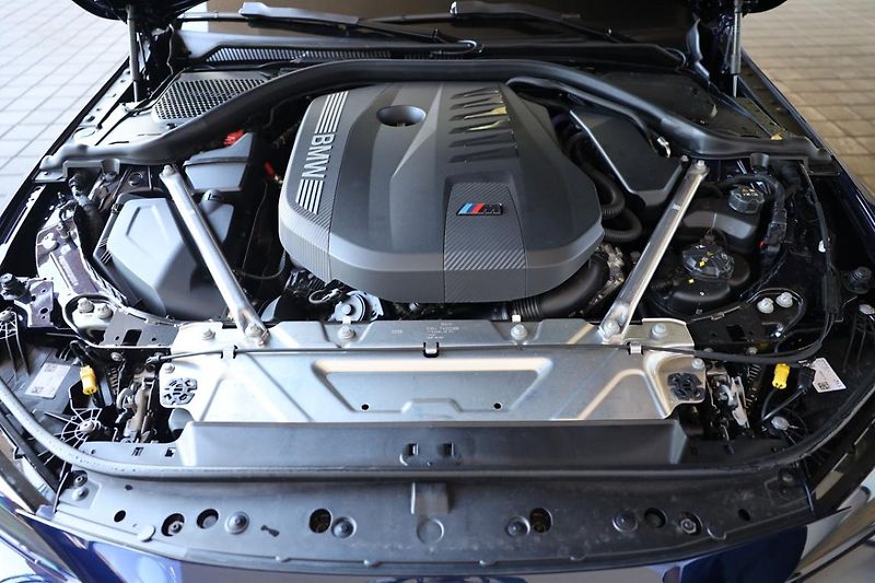 BMW Řada 4 M440i xDrive Convertible - fotka 12 z 27
