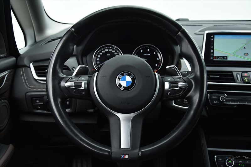 BMW Řada 2 220d 140kW GRAN TOURER HEADUP - fotka 14 z 27