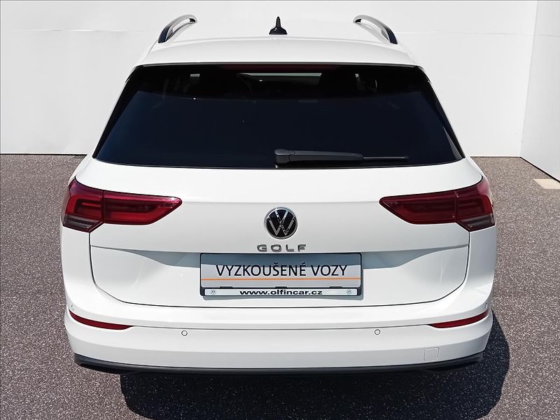 Volkswagen Golf Variant 1,0 TSi 81 kW LIFE  8 REZERVAC - fotka 9 z 22