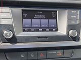 Škoda Fabia (2015) 1.2 TSi, ČR, Style, +kola - náhled 14