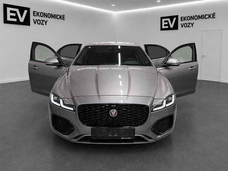 Jaguar XF (2021) 2.0d R-Dynamic, REZERVOVANO - fotka 1 z 56