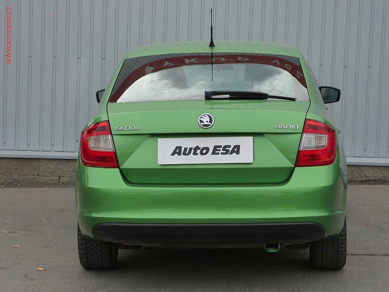 Škoda Rapid (2014) 1.6TDi, ČR, Klima - fotka 5 z 13