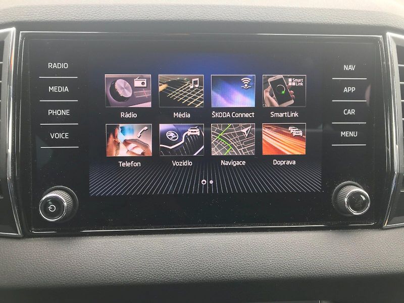 Škoda Karoq (2018) STYLE 1,5 TSI DSG - fotka 10 z 26